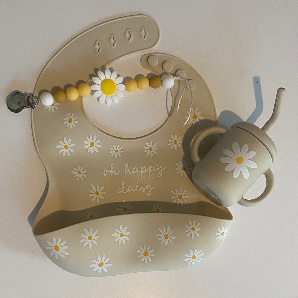 Oh Happy Daisy Silicone Baby Bib and Cup Set - Cream & Yellow